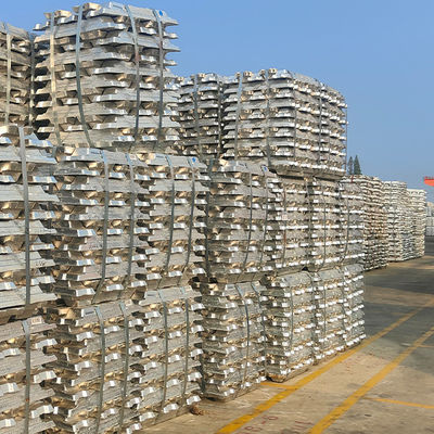 99,7% l'alluminio di alluminio primario dell'elevatore dei lingotti A7 materiale della pressofusione