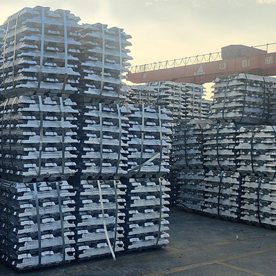 99,7% l'alluminio di alluminio primario dell'elevatore dei lingotti A7 materiale della pressofusione